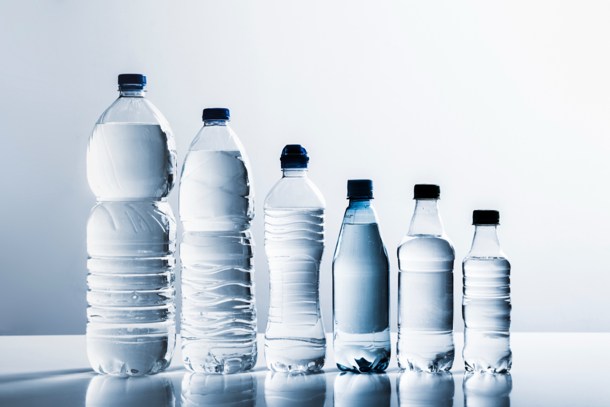 IS GLASS OR PLASTIC BETTER FOR BOTTLES